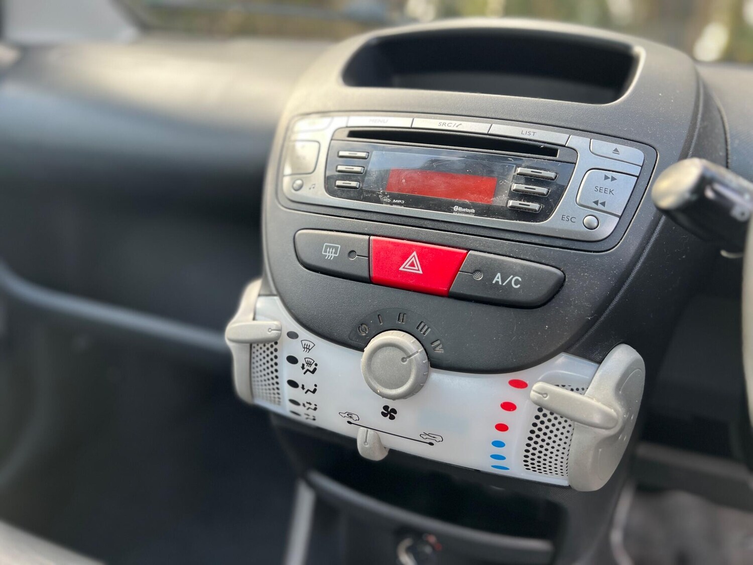 Used Toyota AYGO 2013 for sale - 77479231: Photo 41