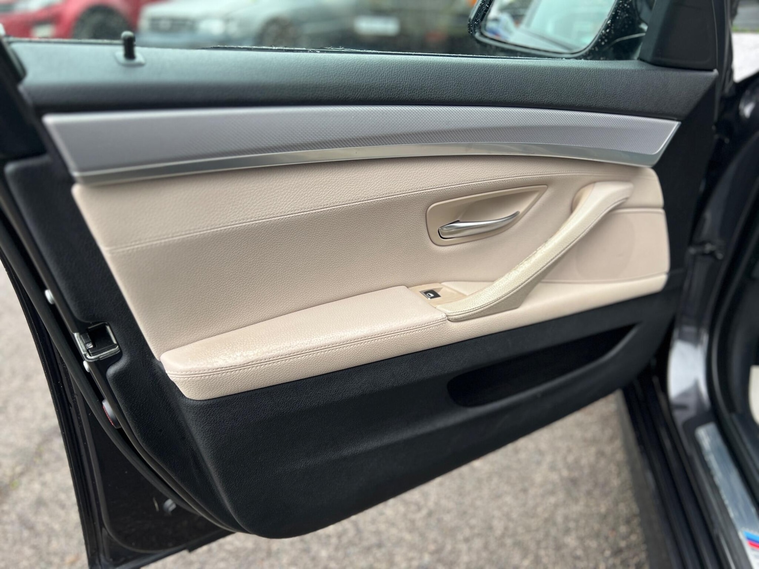 Used BMW 5 Series 2013 for sale - 77633677: Photo 32