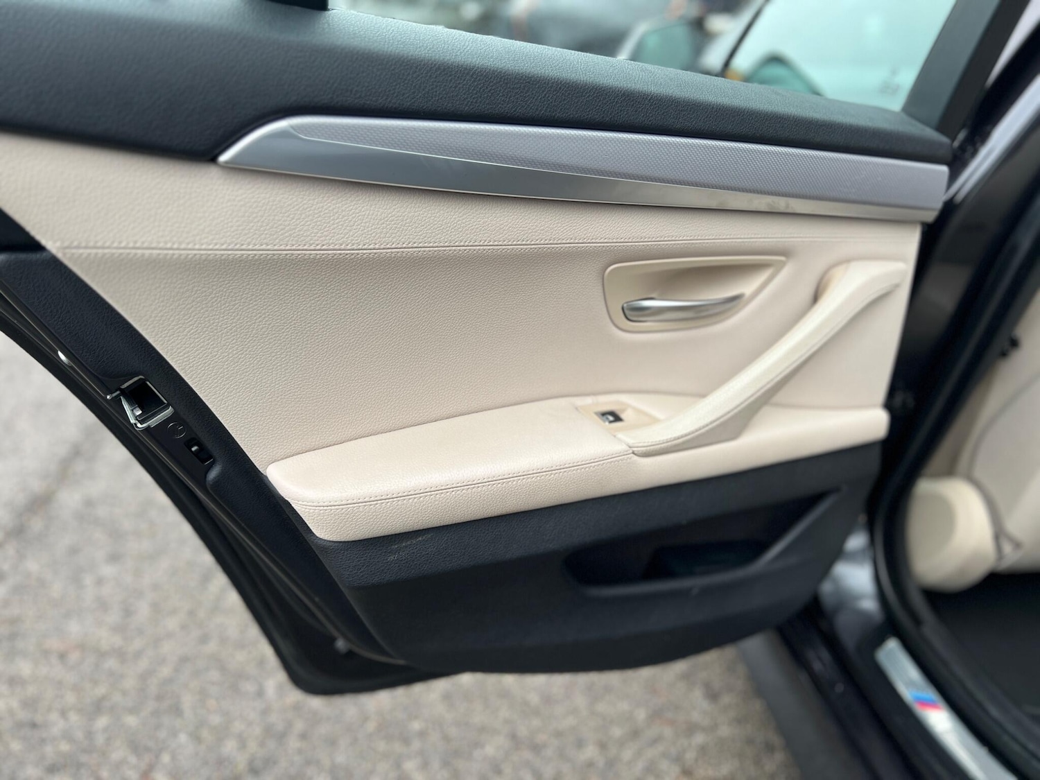 Used BMW 5 Series 2013 for sale - 77633677: Photo 33