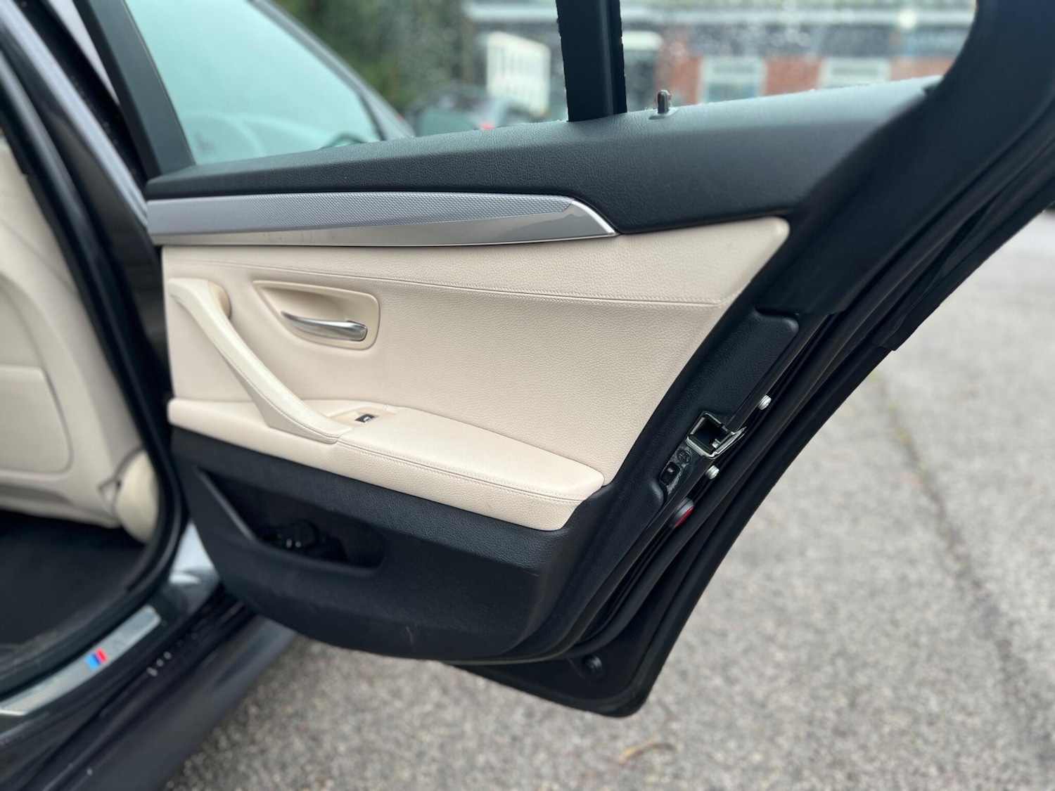 Used BMW 5 Series 2013 for sale - 77633677: Photo 34