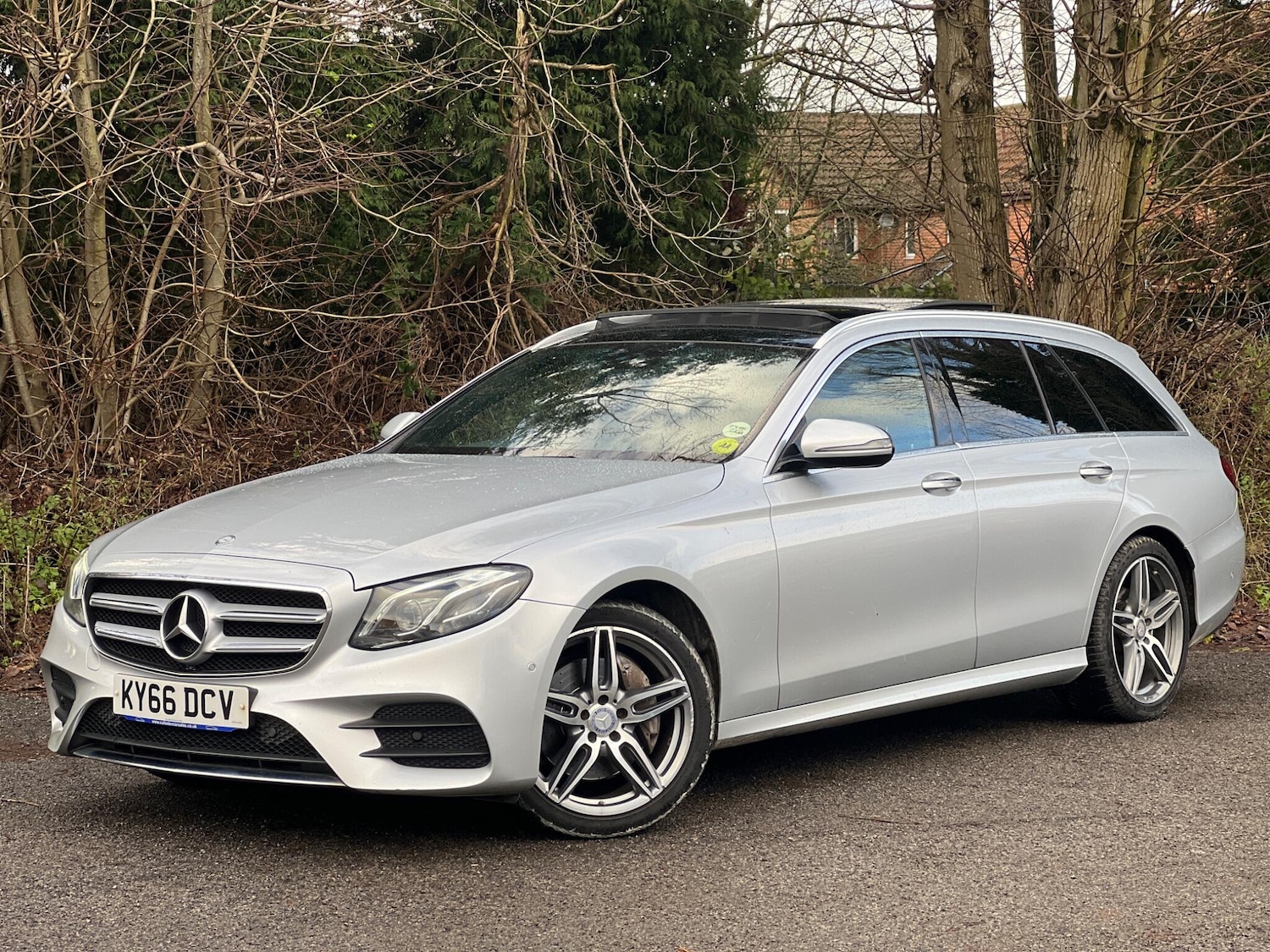 Used Mercedes-Benz E Class for sale - 77304972: Photo 11