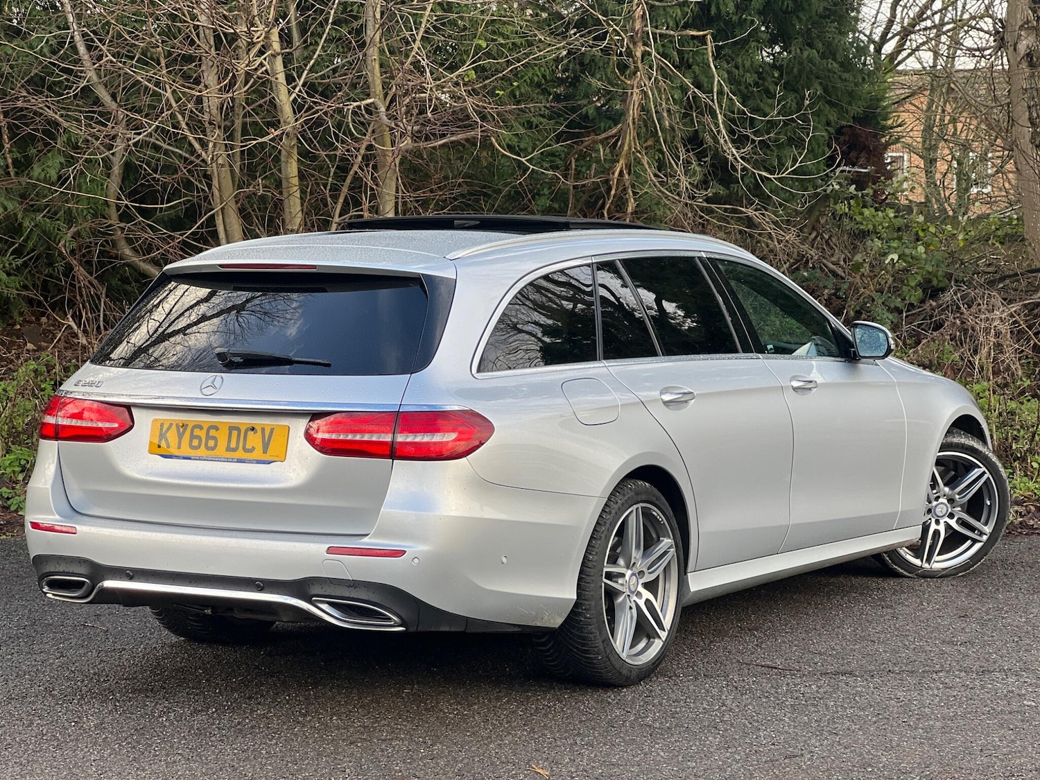 Used Mercedes-Benz E Class for sale - 77304972: Photo 25