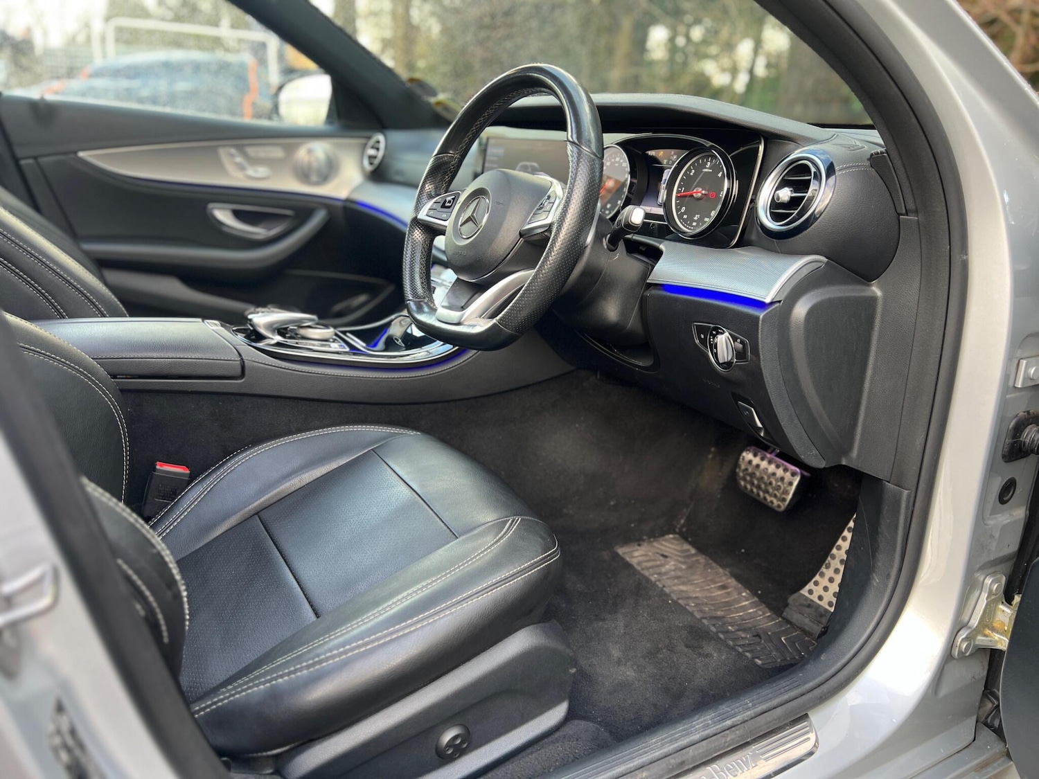 Used Mercedes-Benz E Class for sale - 77304972: Photo 30