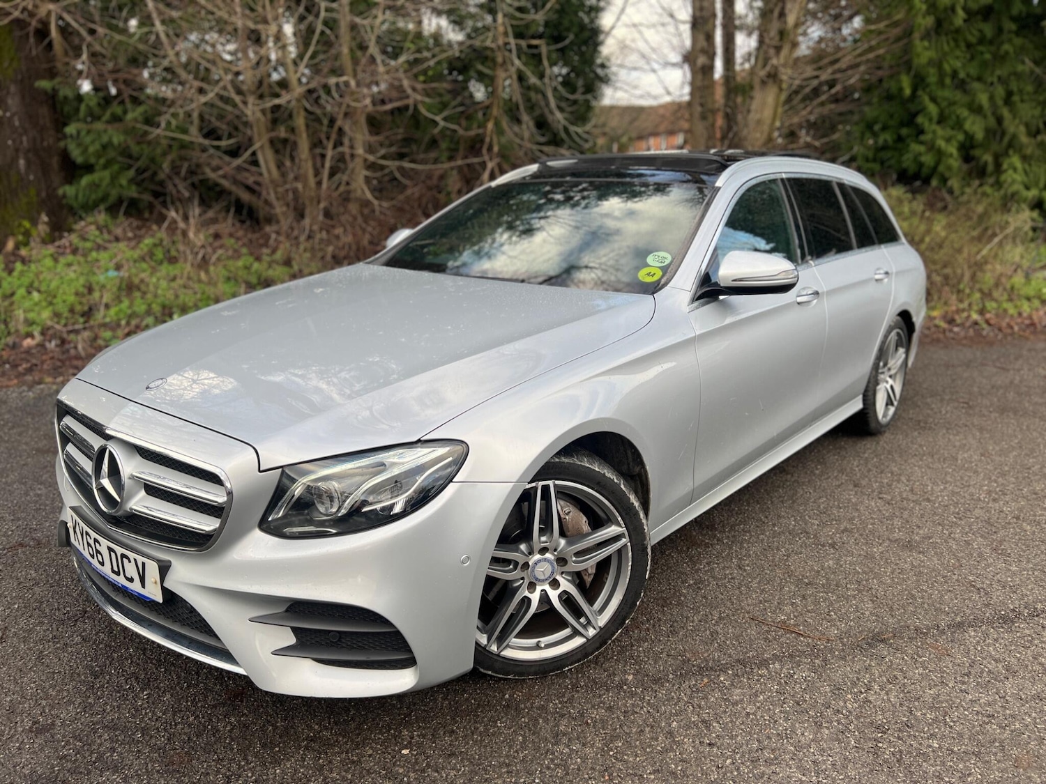 Used Mercedes-Benz E Class for sale - 77304972: Photo 4