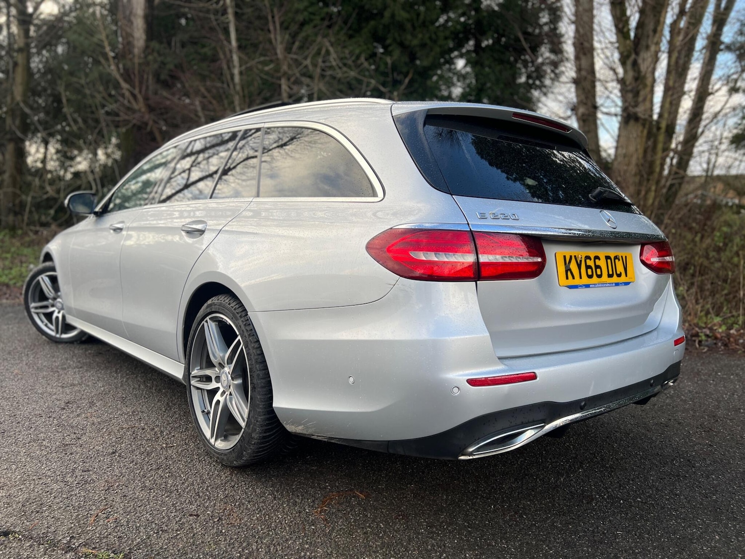 Used Mercedes-Benz E Class for sale - 77304972: Photo 5