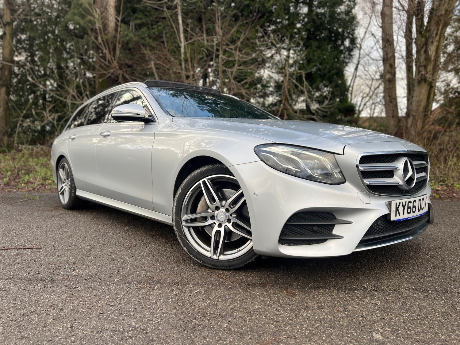 Used Mercedes-Benz E Class for sale - 77304972: Photo 6