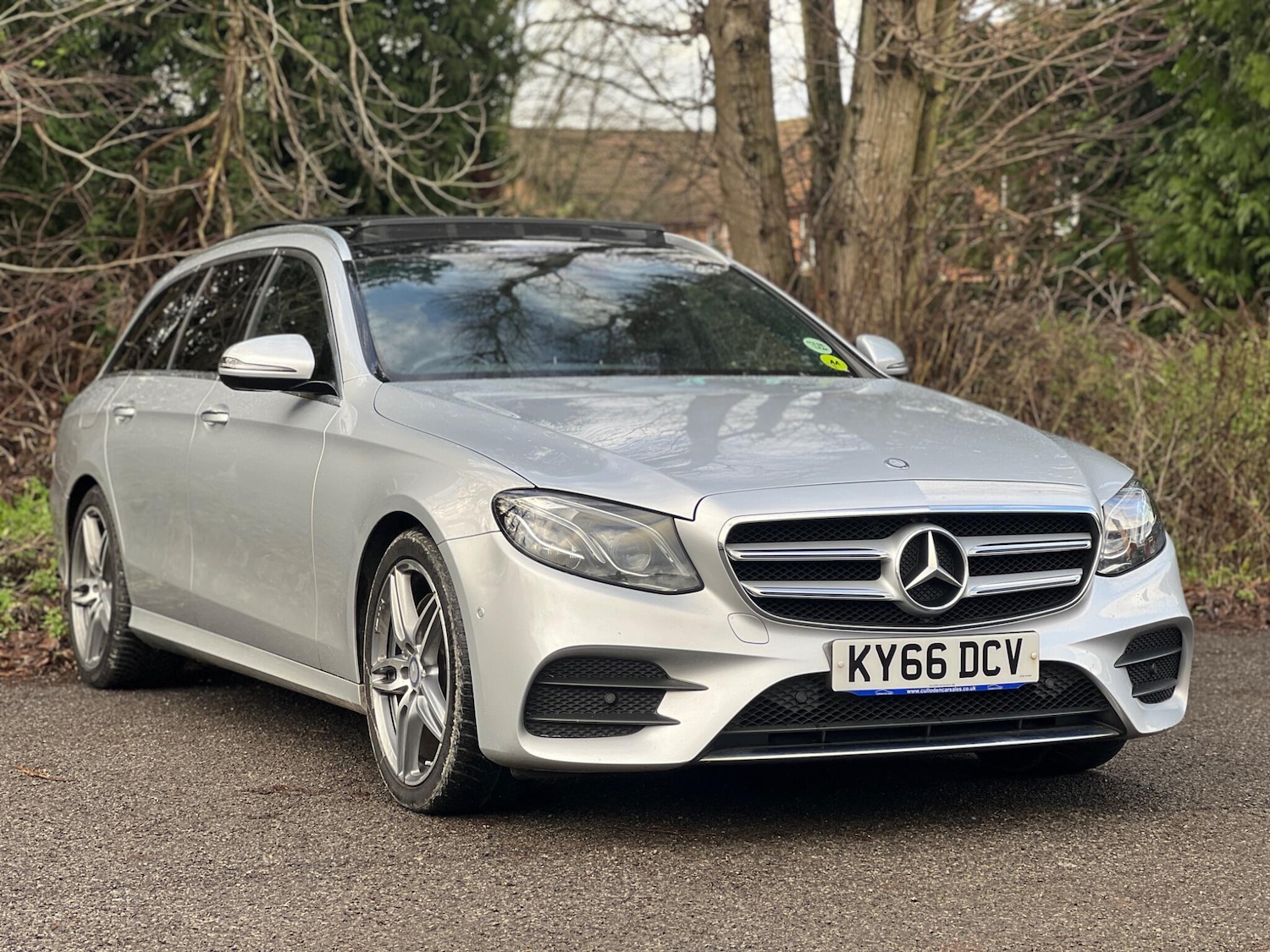 Used Mercedes-Benz E Class for sale - 77304972: Photo 8