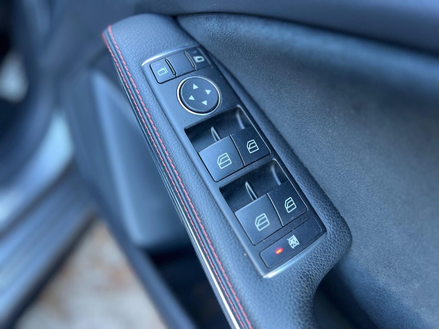 Used Mercedes-Benz A-Class for sale - 77958421: Photo 39