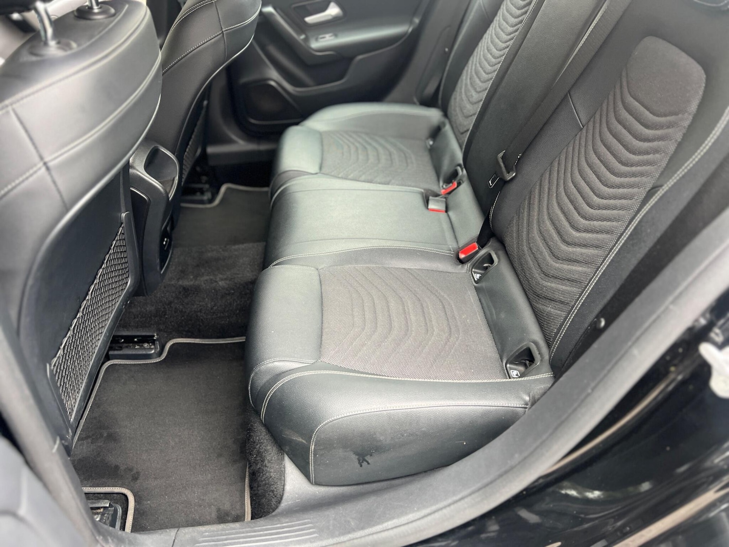 Used Mercedes-Benz A-Class for sale - 77598241: Photo 34