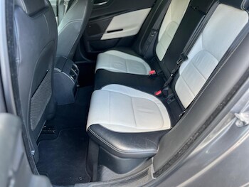 Used Jaguar XE 2016 for sale - 78417137: Photo