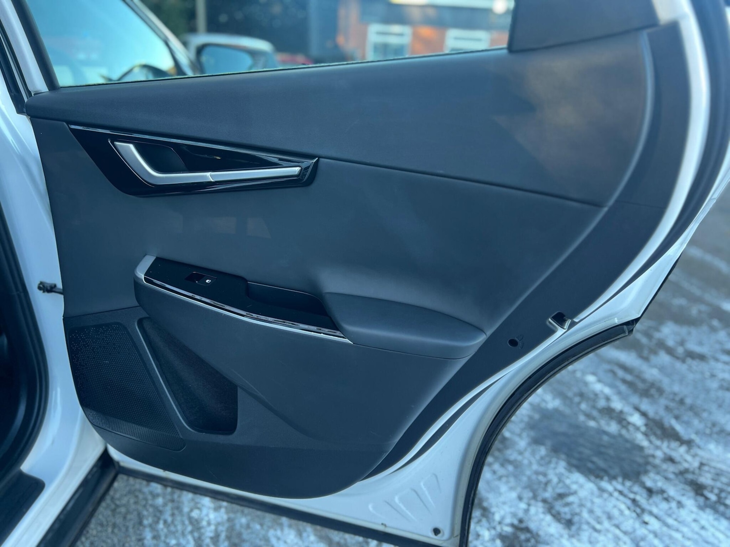 Used Kia EV6 2023 for sale - 77131390: Photo 42