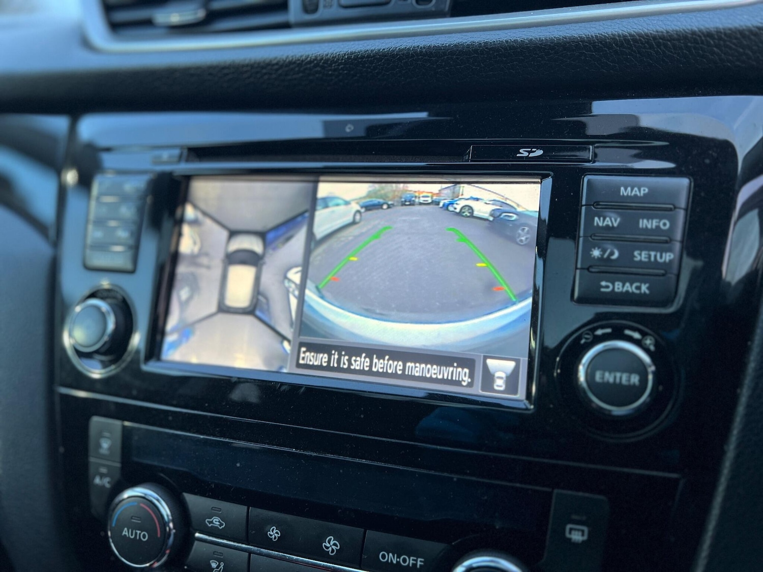 Used Nissan Qashqai 2015 for sale - 77120422: Photo 51