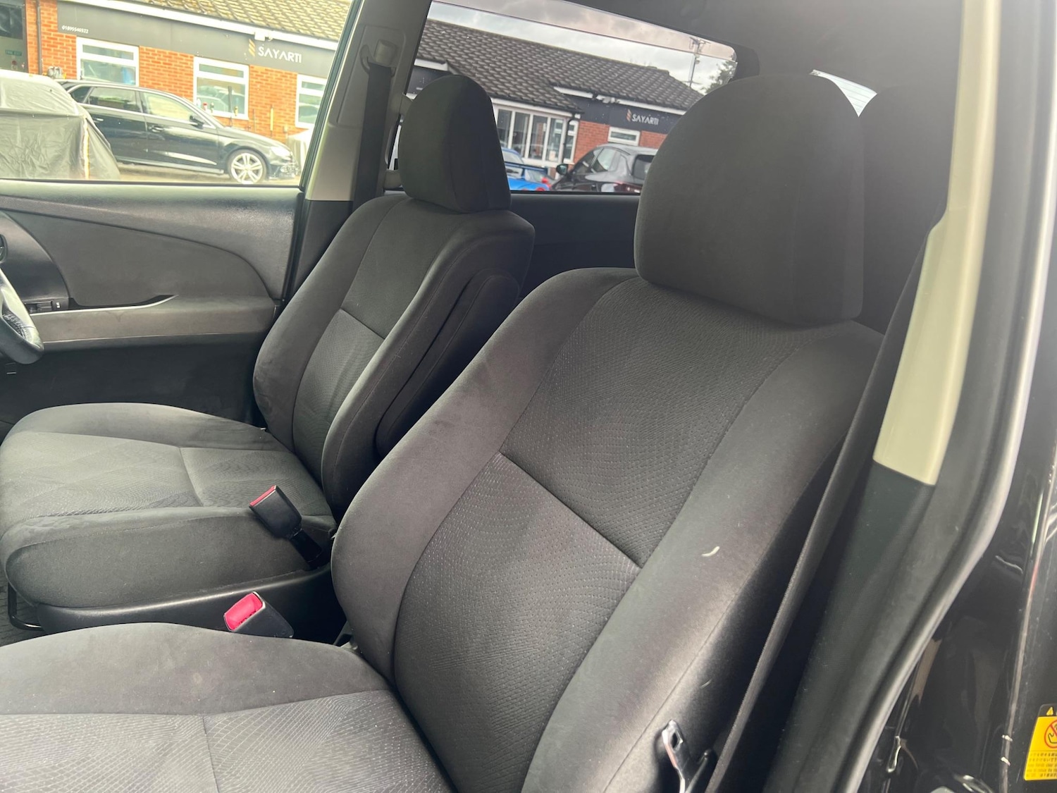 Used Toyota Estima 2025 for sale - 78101498: Photo 39