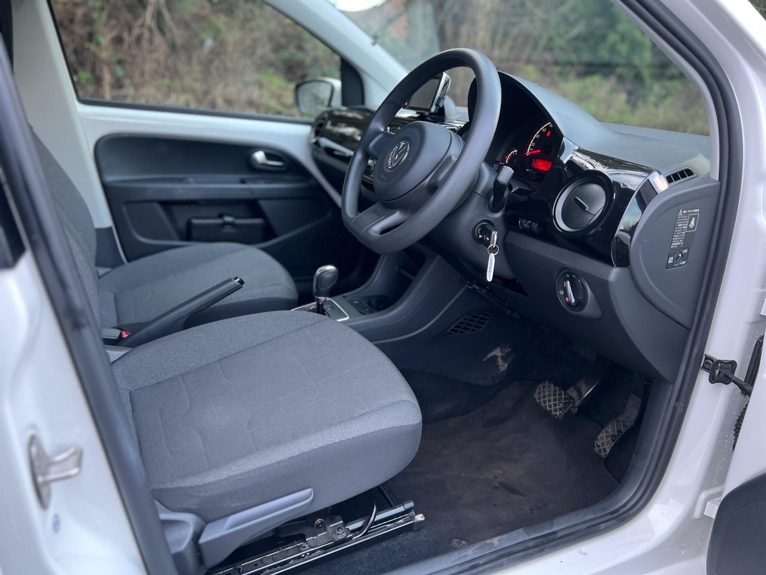 Used Volkswagen up! for sale - 77425375: Photo 30