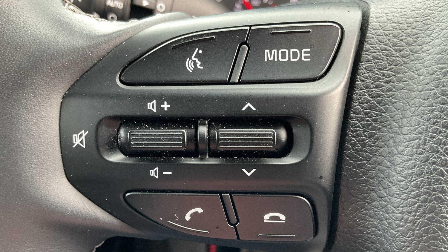 Used Kia Stonic for sale - 77962837: Photo 15