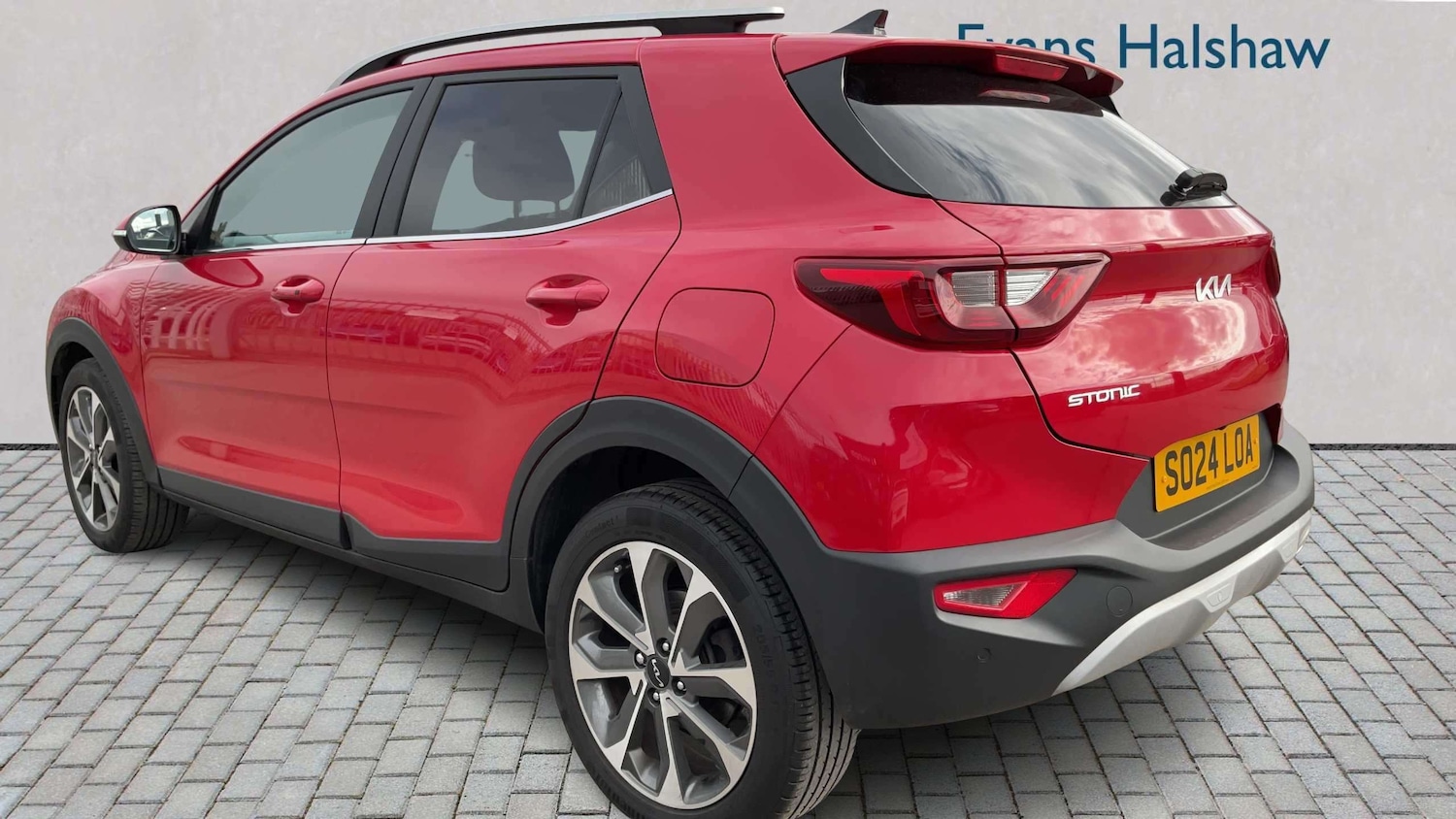 Used Kia Stonic for sale - 77962837: Photo 2