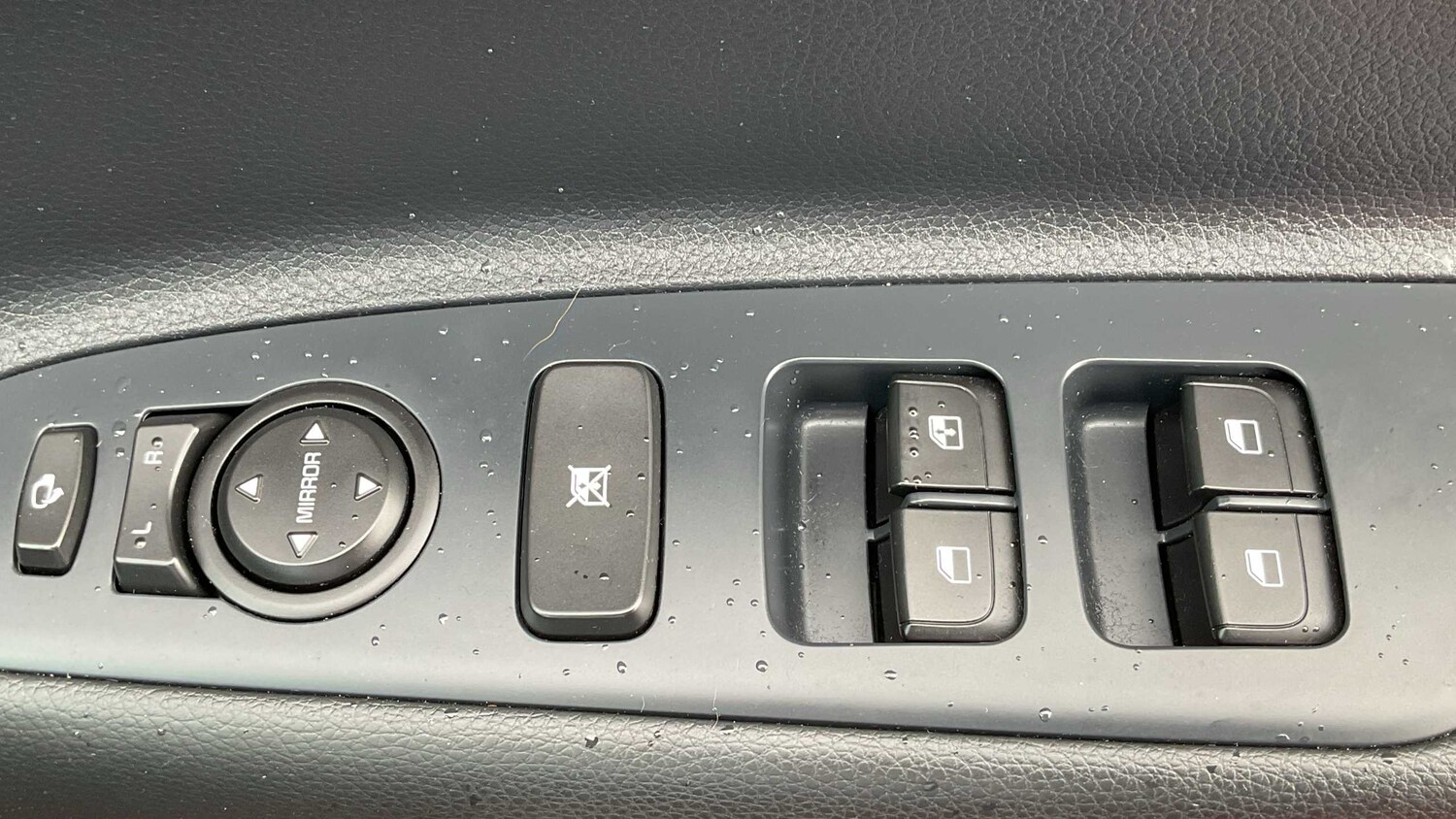 Used Kia Stonic for sale - 77962837: Photo 20