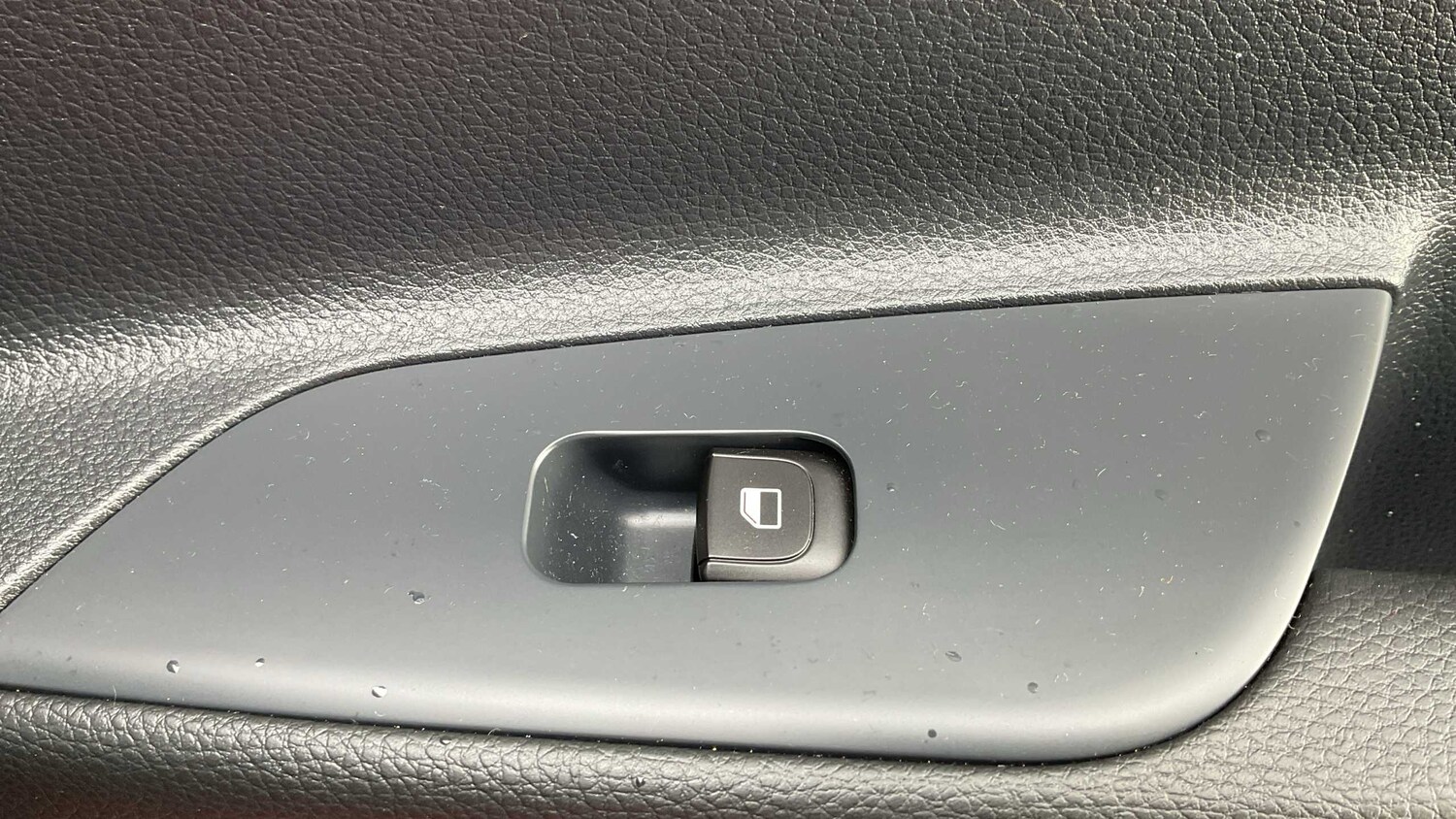 Used Kia Stonic for sale - 77962837: Photo 27