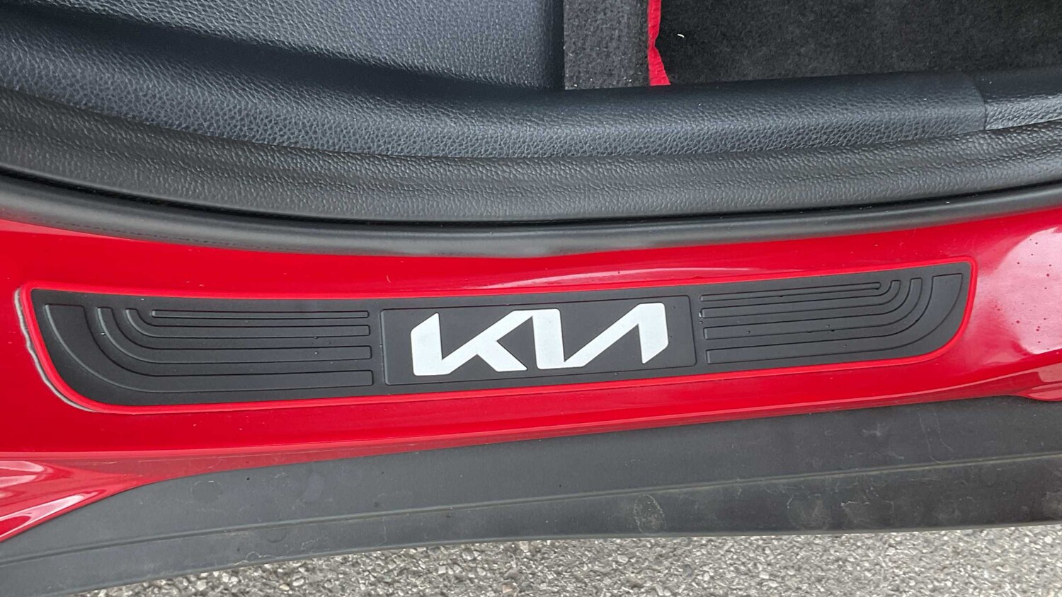 Used Kia Stonic for sale - 77962837: Photo 28