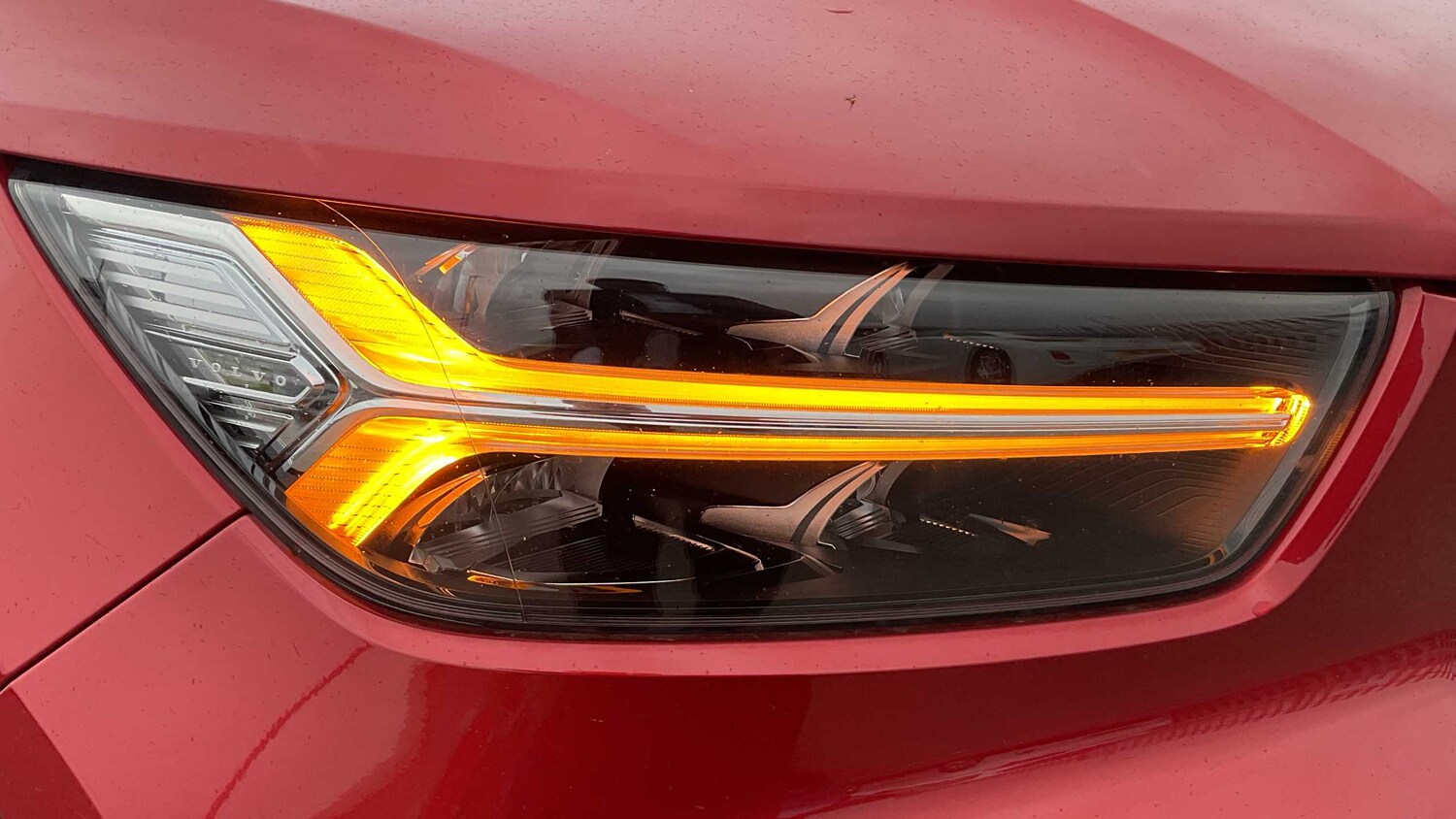 Used Volvo XC40 for sale - 77962841: Photo 33