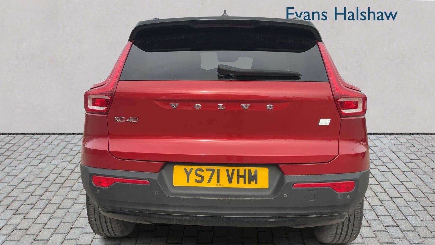 Used Volvo XC40 for sale - 77962841: Photo 5