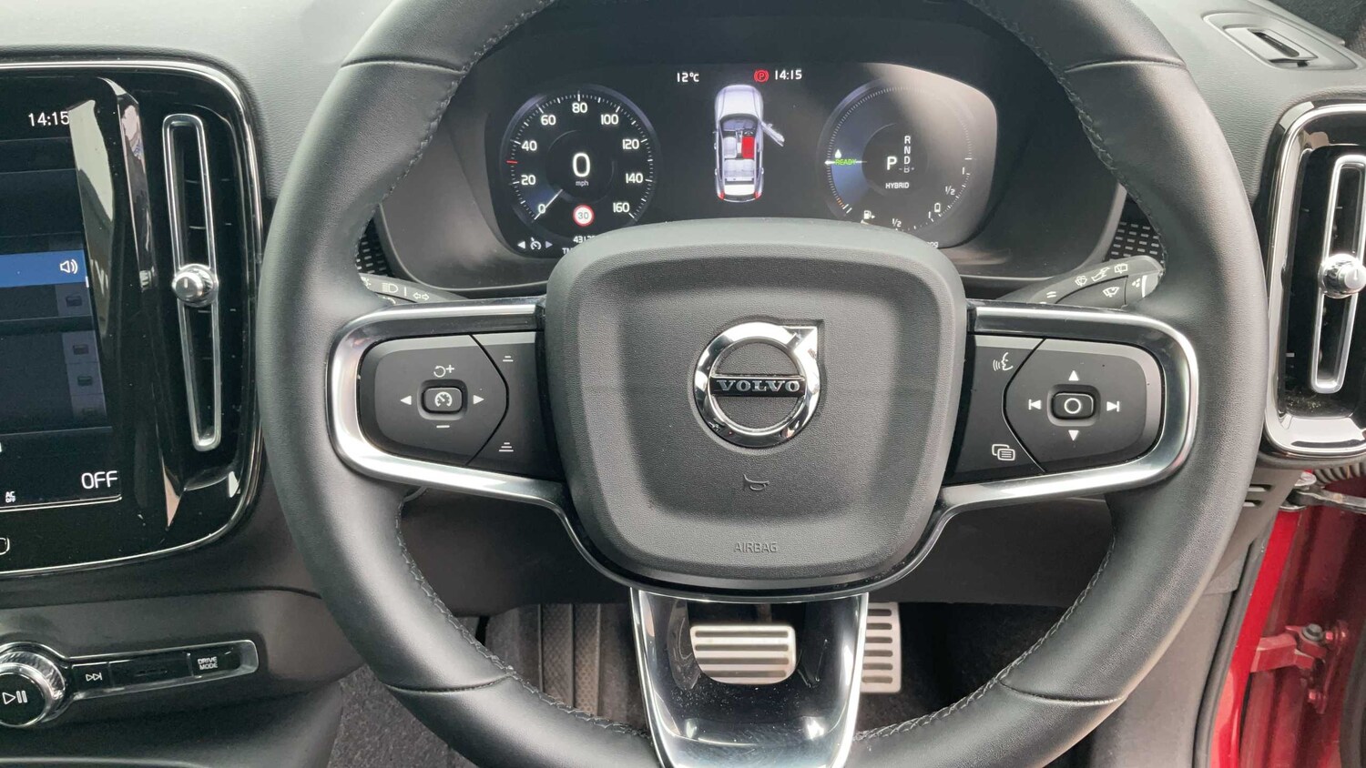 Used Volvo XC40 for sale - 77962841: Photo 9