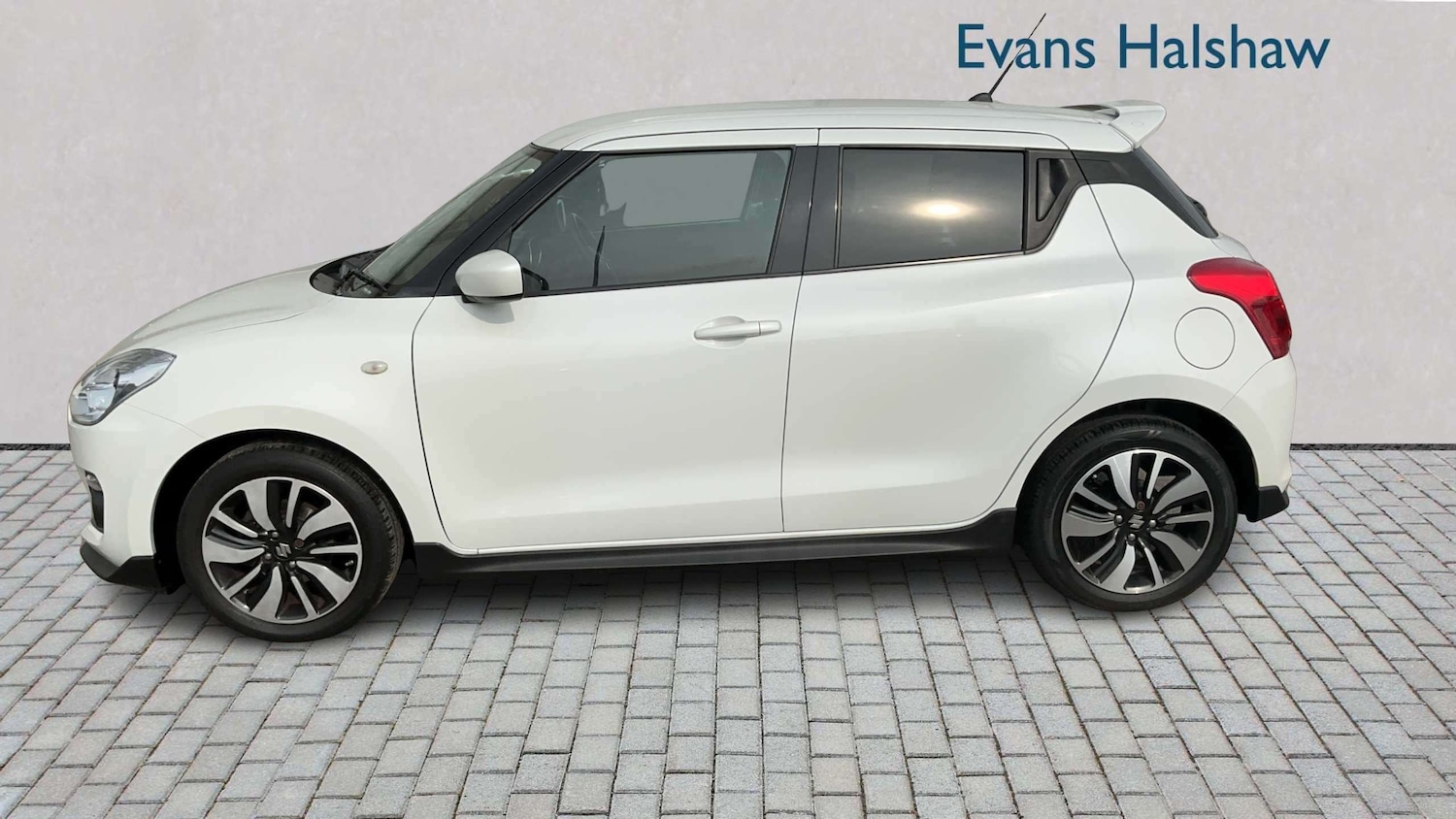 Used Suzuki Swift 2019 for sale - 77983289: Photo 3