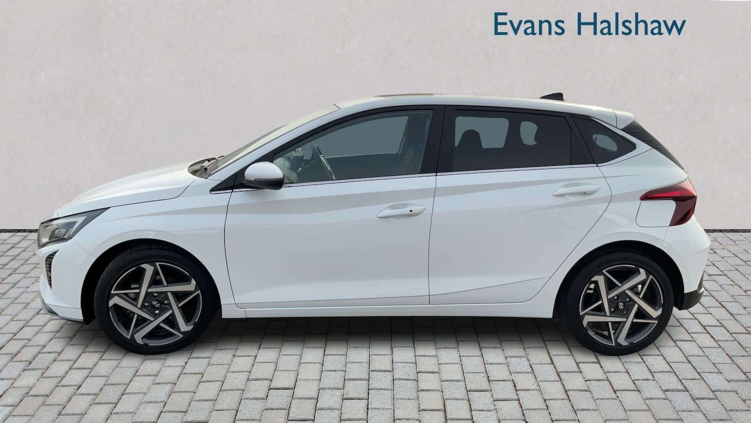 Used Hyundai i20 2025 for sale - 77983336: Photo 2