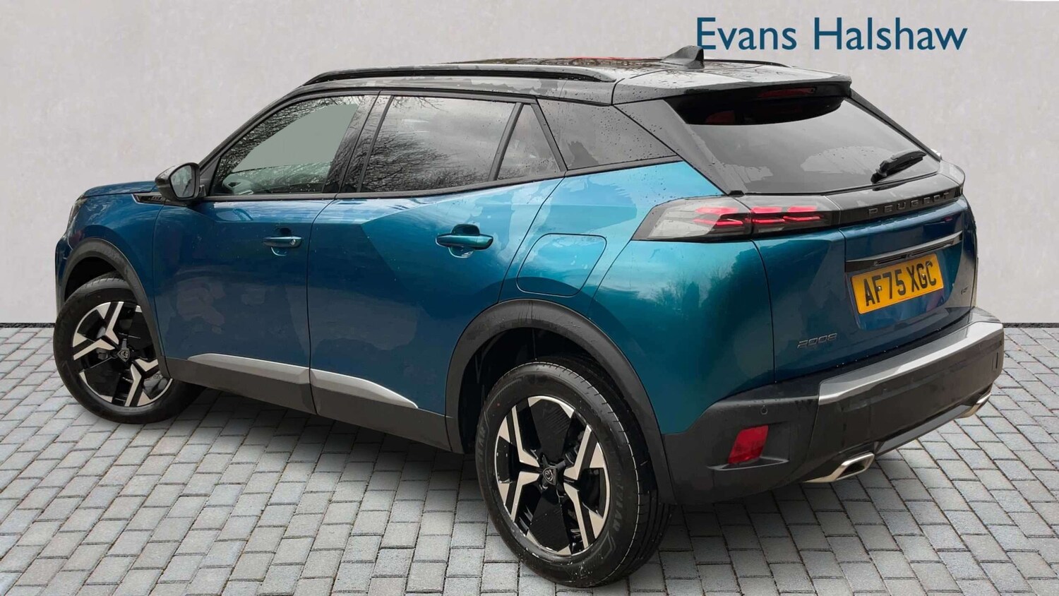 Used Peugeot 2008 for sale - 77962801: Photo 2