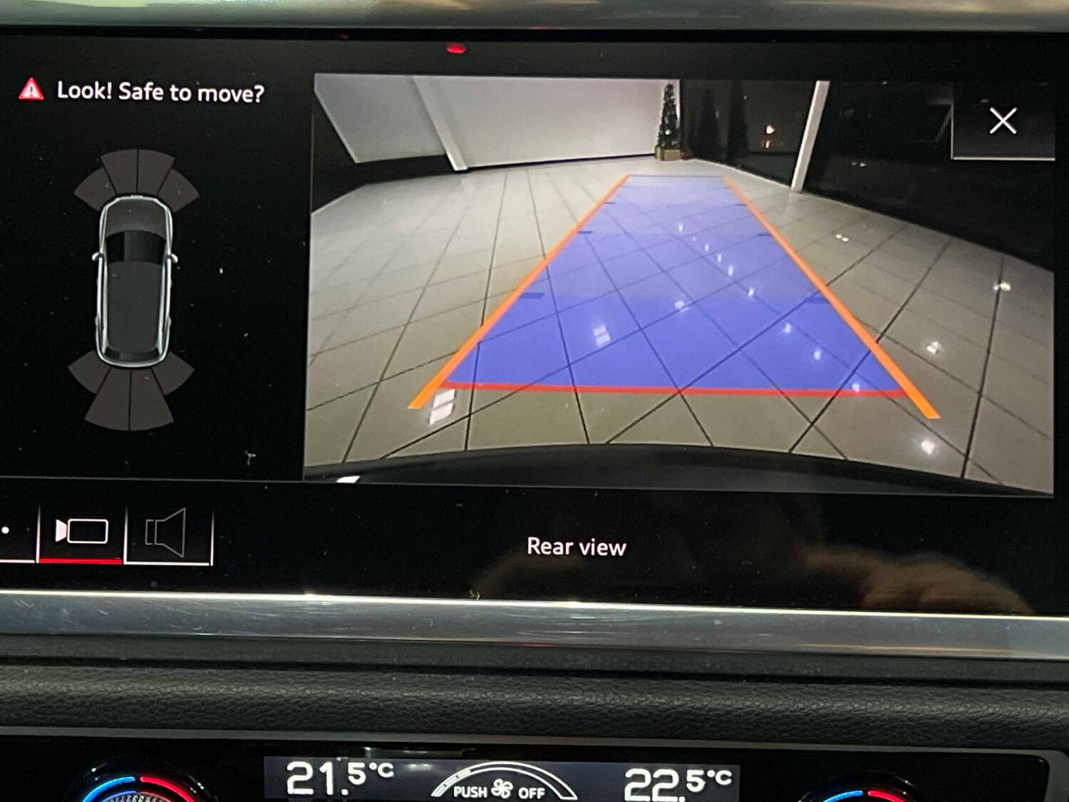 Used Audi Q3 for sale - 77962805: Photo 4