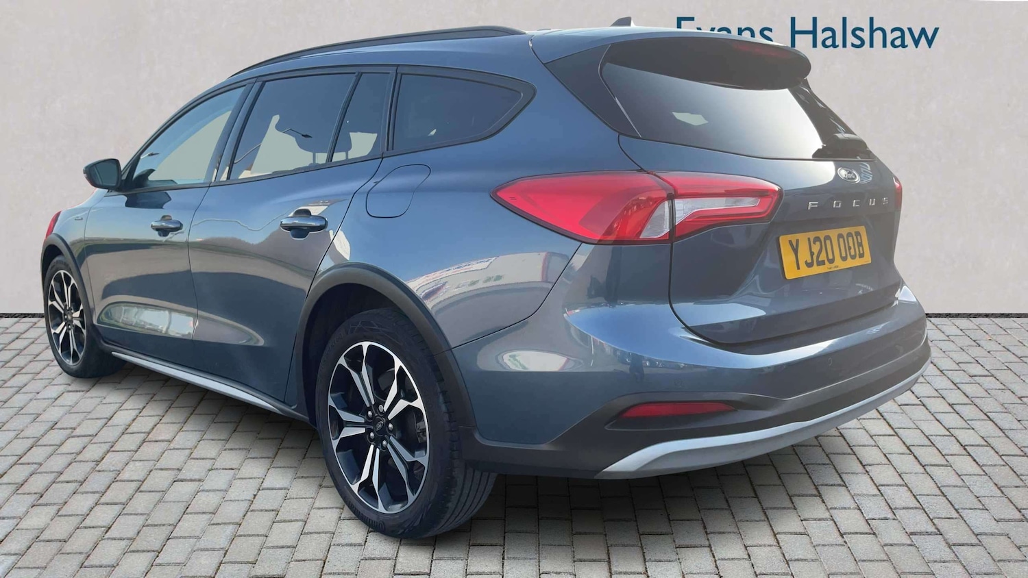 Used Ford Focus 2020 for sale - 78188089: Photo 2