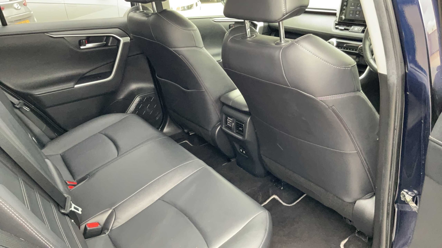 Used Toyota RAV4 2021 for sale - 78129669: Photo 12