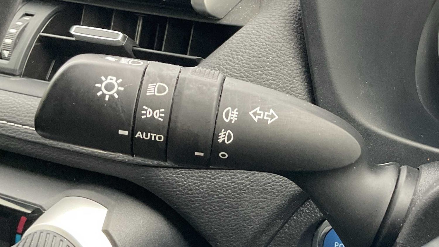 Used Toyota RAV4 2021 for sale - 78129669: Photo 17