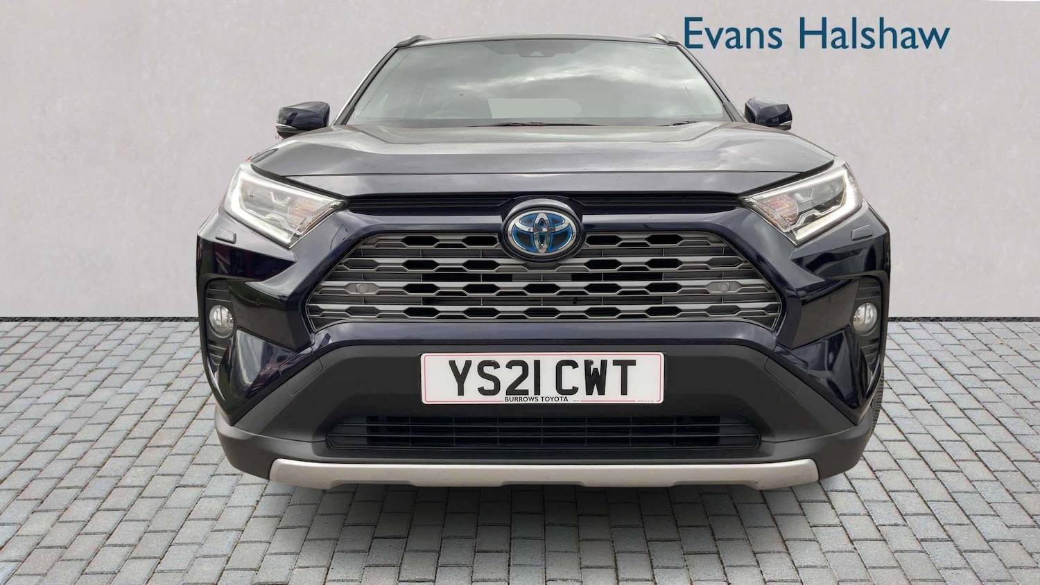 Used Toyota RAV4 2021 for sale - 78129669: Photo 4