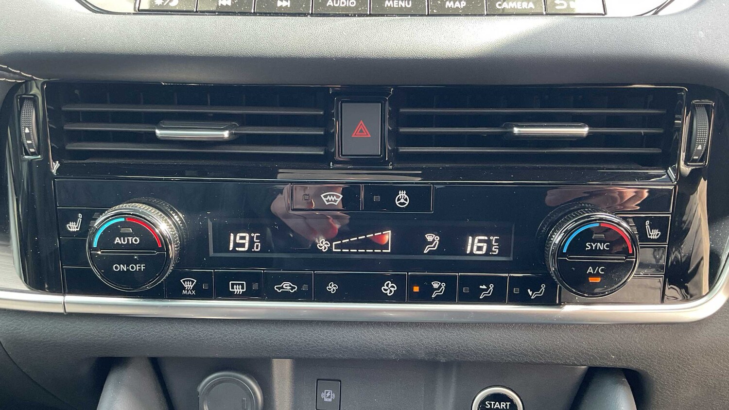 Used Nissan Qashqai for sale - 77962809: Photo 22