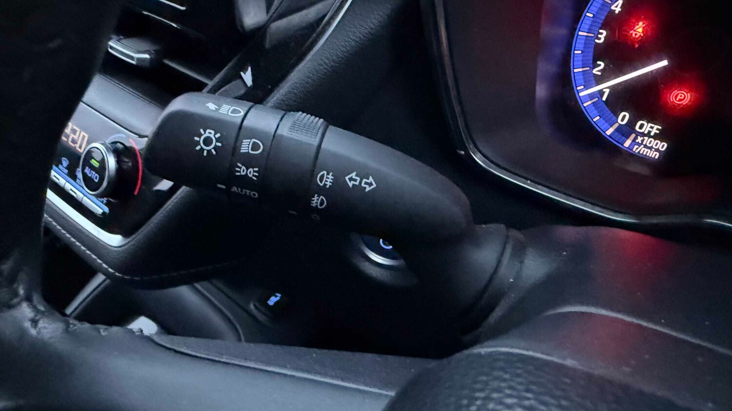 Used Toyota Corolla for sale - 77962783: Photo 25