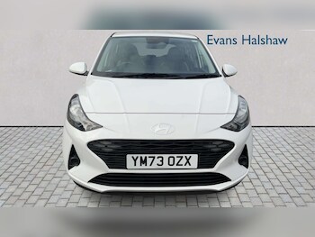 Used Hyundai i10 2024 for sale - 77962810: Photo