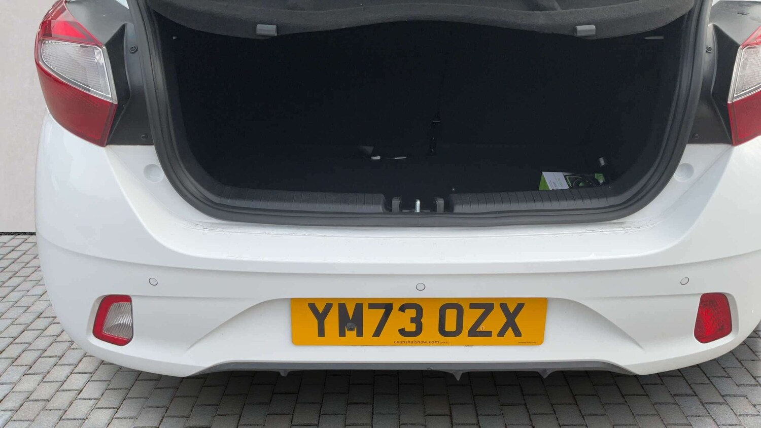 Used Hyundai i10 for sale - 77962810: Photo 7