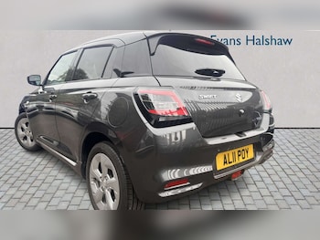 Used Suzuki Swift 2024 for sale - 78774928: Photo