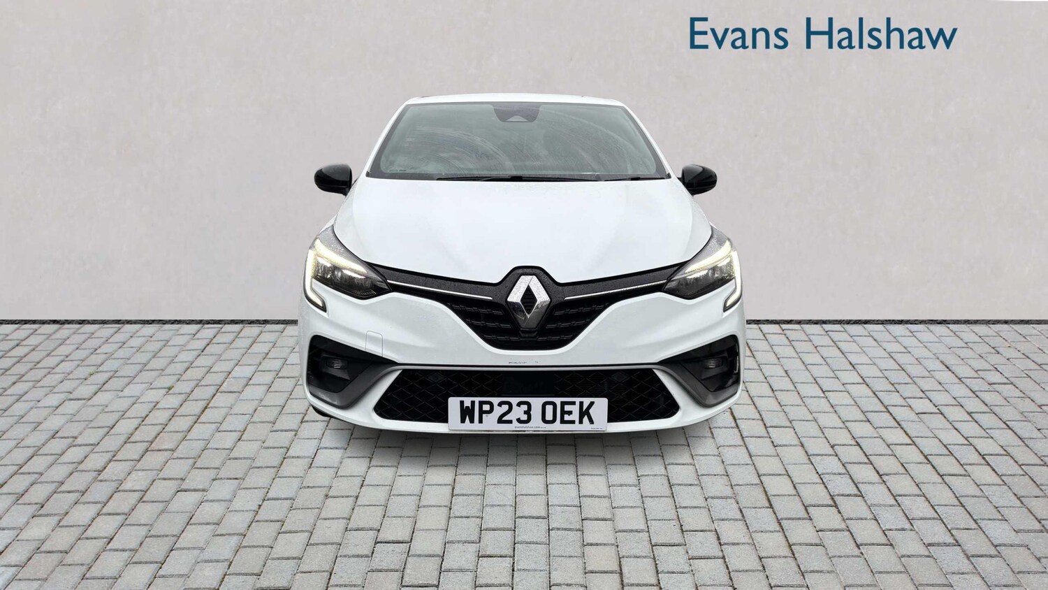 Used Renault Clio for sale - 77962770: Photo 2