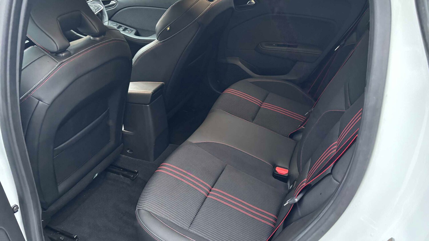 Used Renault Clio for sale - 77962770: Photo 25