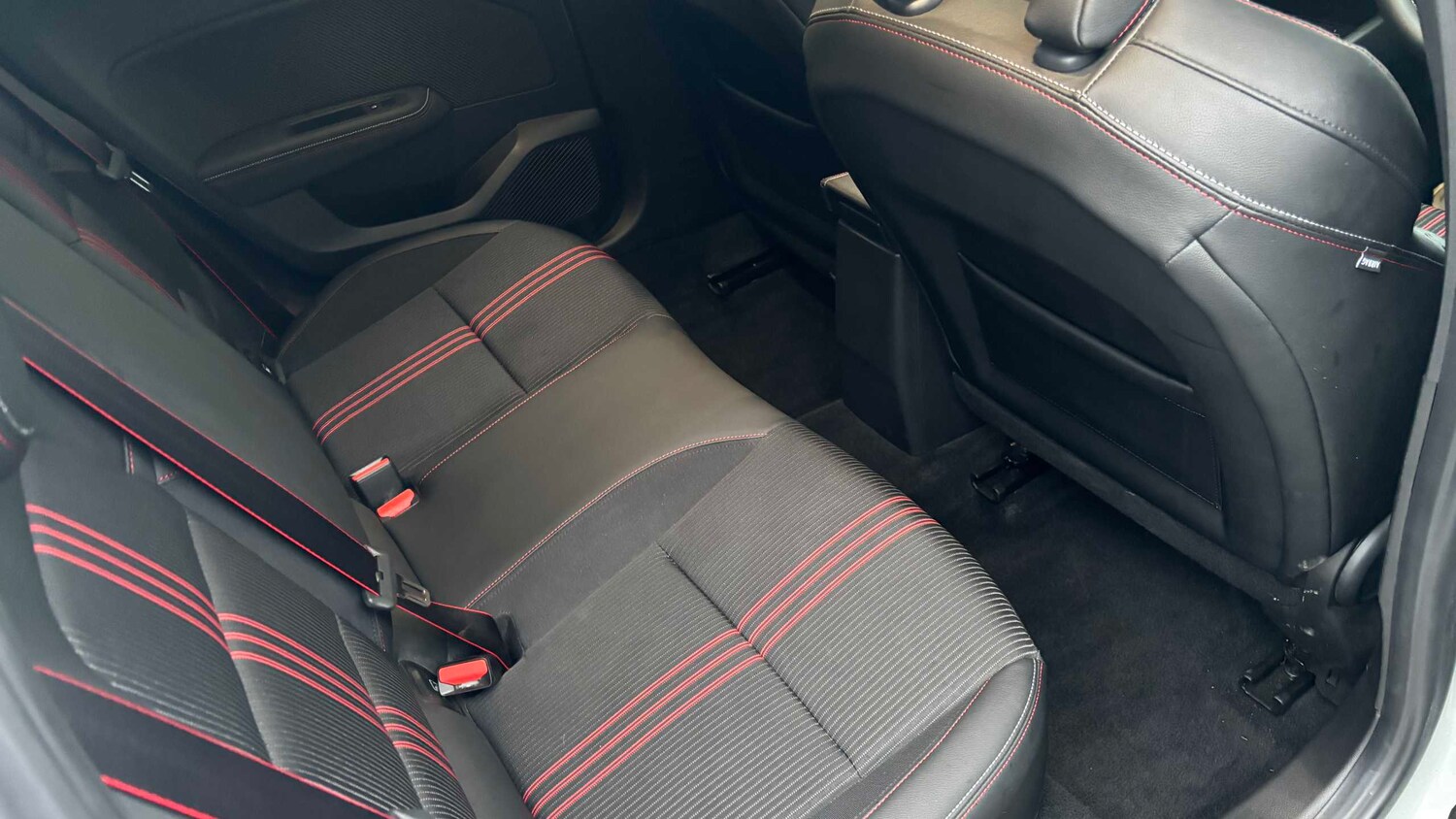 Used Renault Clio for sale - 77962770: Photo 26