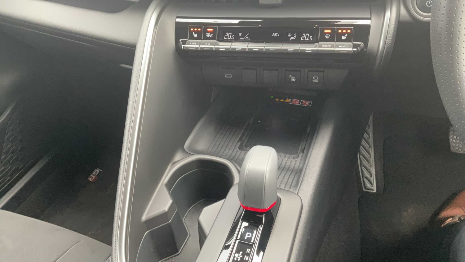 Used Toyota C-HR 2024 for sale - 78209212: Photo 12