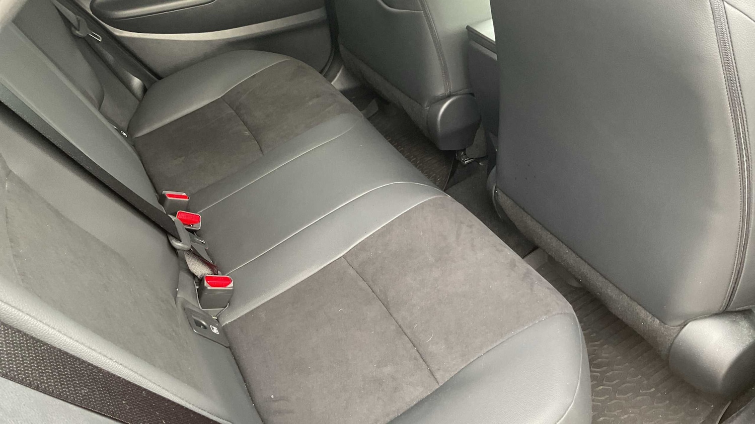 Used Toyota C-HR 2024 for sale - 78209212: Photo 17