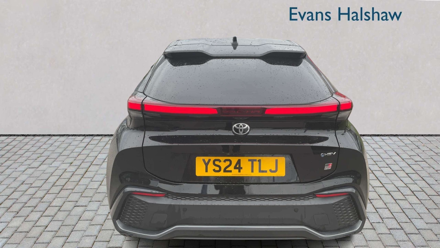 Used Toyota C-HR 2024 for sale - 78209212: Photo 5