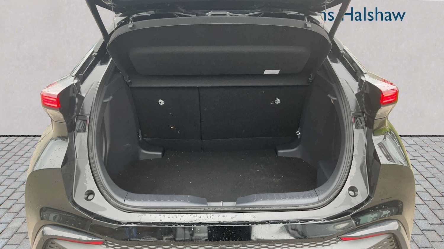 Used Toyota C-HR 2024 for sale - 78209212: Photo 7