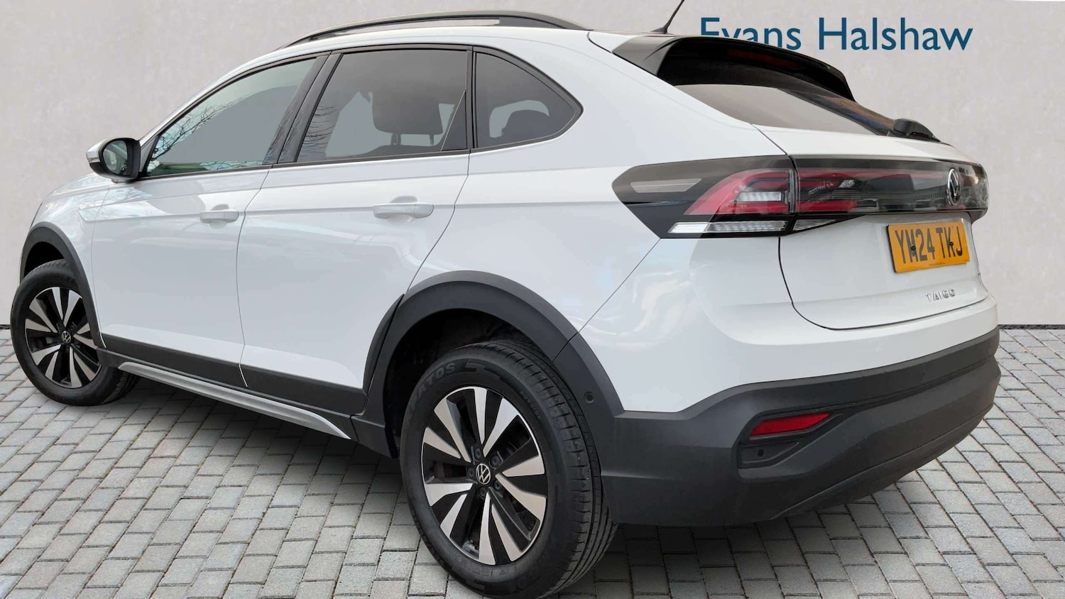 Used Volkswagen Taigo for sale - 77962817: Photo 2