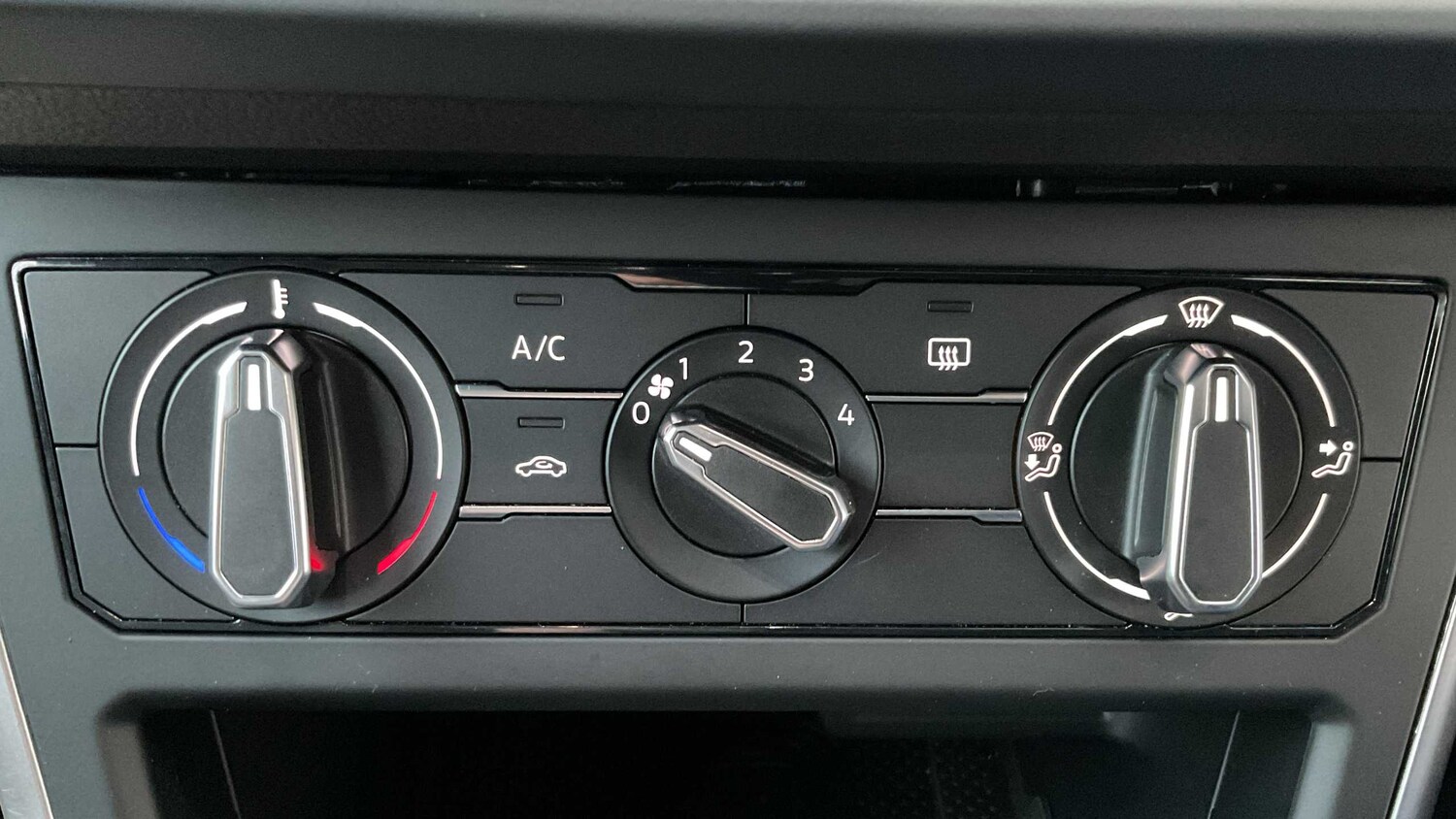 Used Volkswagen Taigo for sale - 77962817: Photo 22