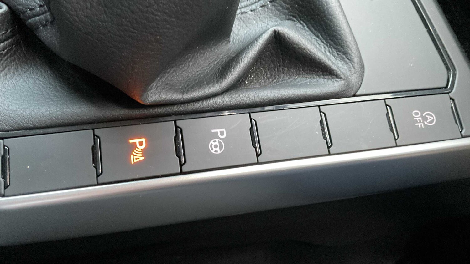 Used Volkswagen Taigo for sale - 77962817: Photo 24