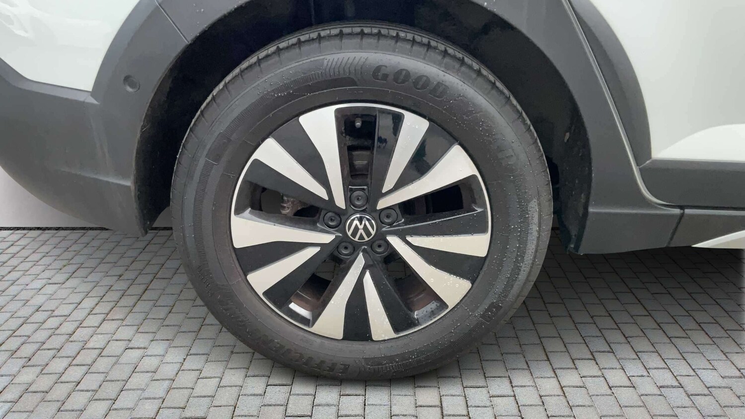 Used Volkswagen Taigo for sale - 77962817: Photo 6